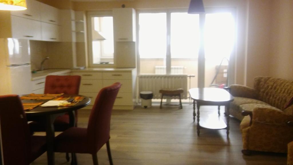 Apartment Izabel Γιάμπολ Εξωτερικό φωτογραφία